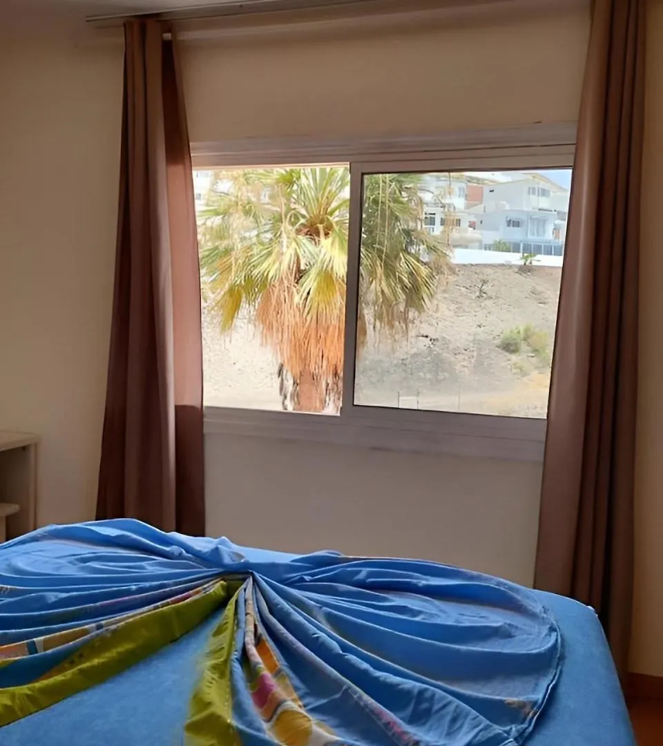 La Margarita Villas Canarias - Bathroom And Kitchen Shared With The Host - Costa Adeje  Spain