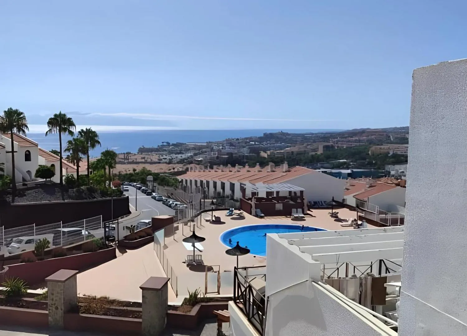 Apartment La Margarita Villas Canarias - Bathroom And Kitchen Shared With The Host - Costa Adeje  Spain