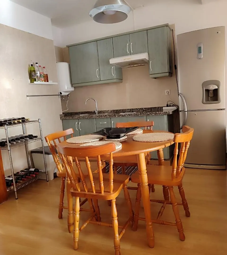 La Margarita Villas Canarias - Bathroom And Kitchen Shared With The Host - Costa Adeje  0*, Costa Adeje (Tenerife)