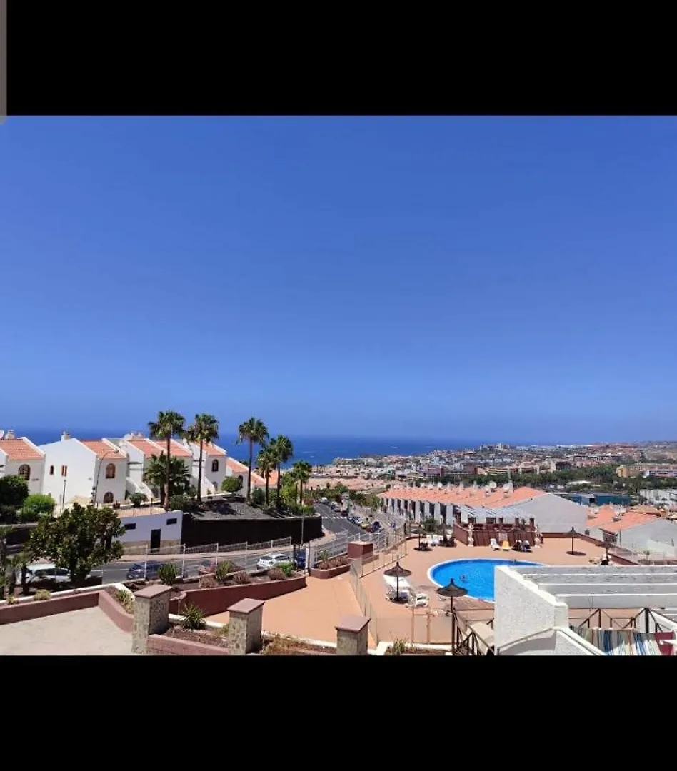 La Margarita Villas Canarias - Bathroom And Kitchen Shared With The Host - Costa Adeje