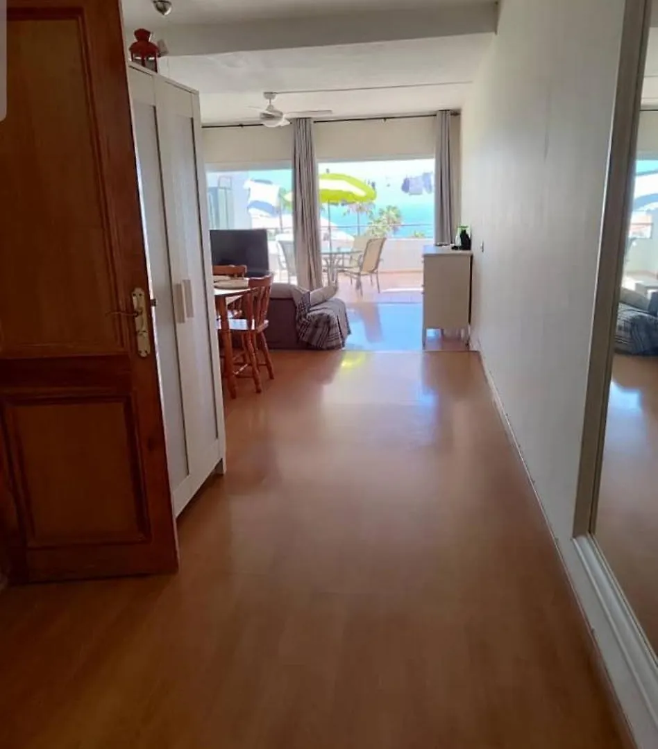 Appartamento La Margarita Villas Canarias - Bathroom And Kitchen Shared With The Host - Costa Adeje
